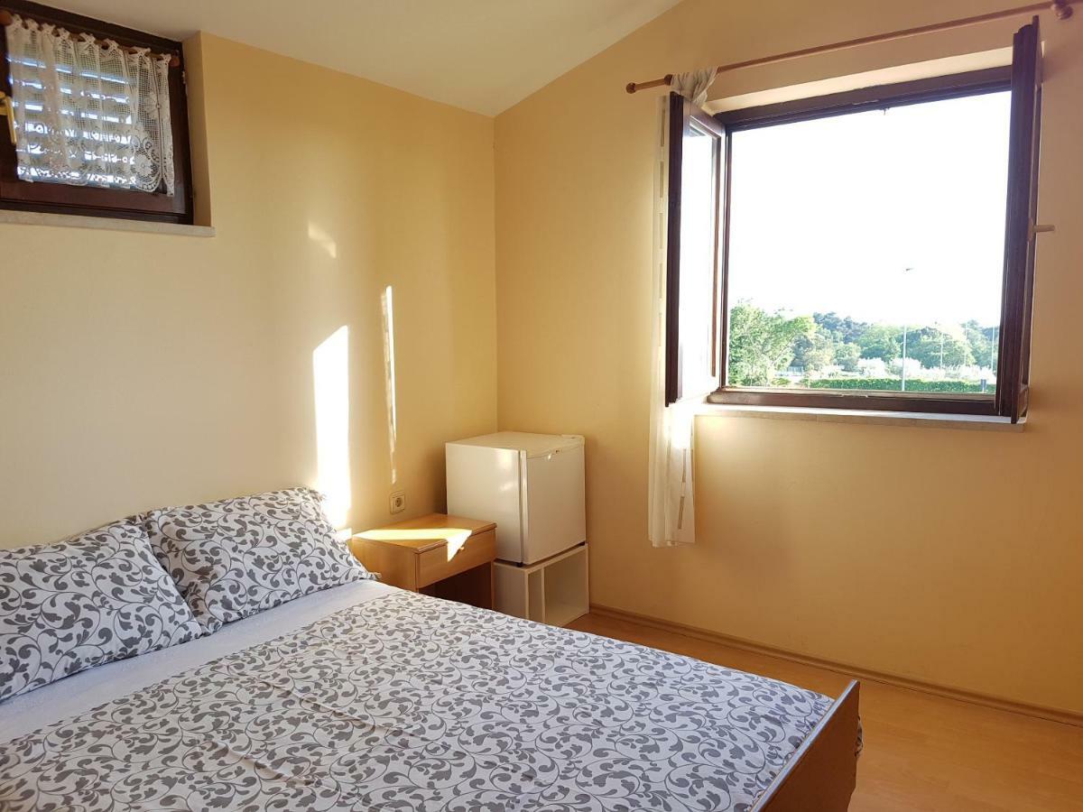 פורץ Rooms Siesta מראה חיצוני תמונה